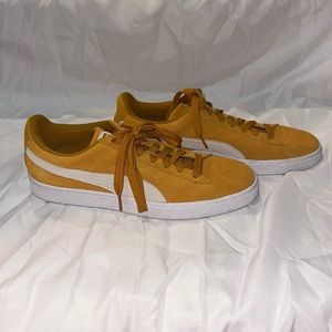 Orange Suede Puma’s